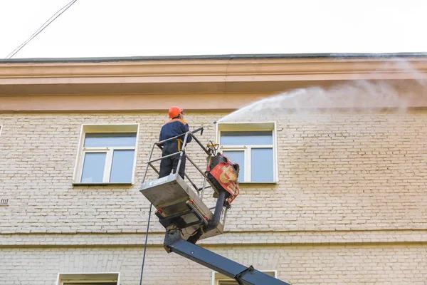 Professional Pressure Washing Services in Barrington for Homes & Businesses