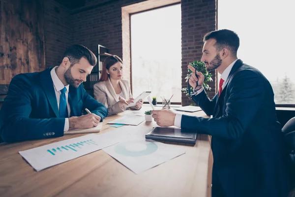 Innovative Growth Marketer Ways to Expand Reach