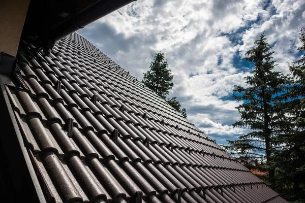 How Roofing Kent Professionals Help Maintain Your Home